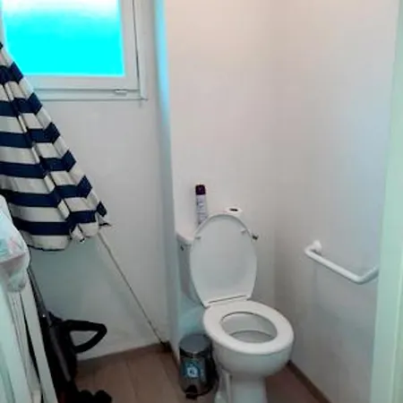 Appartamento Appartement D'Une Chambre A Aureilhan Avec Piscine Partagee Terrasse Amenagee Et Wifi *